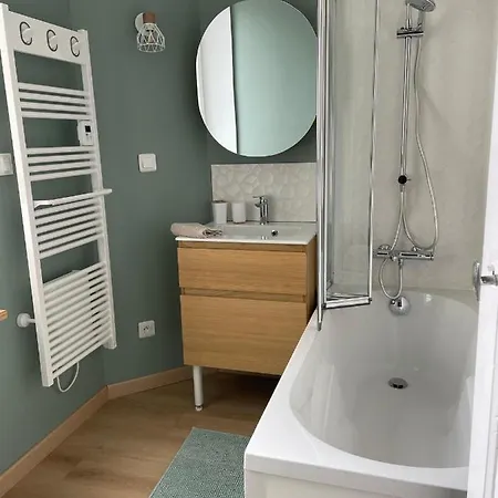 Le Fayot Apartment